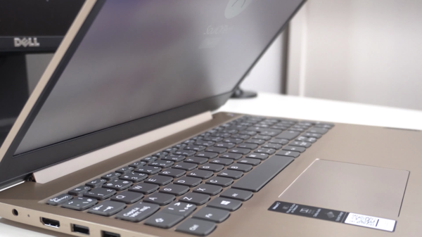 Lenovo ideapad 3 laptop 10