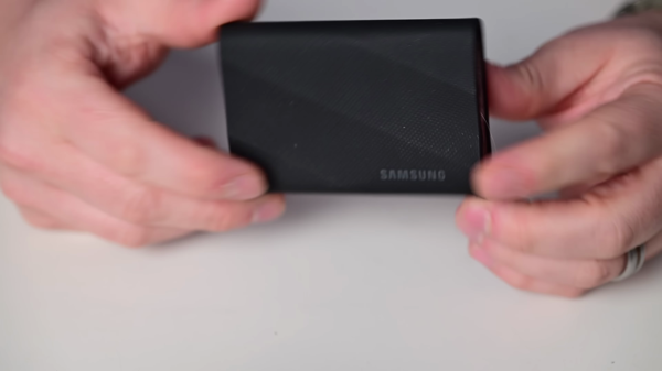Samsung t9 portable ssd 4tb black 44