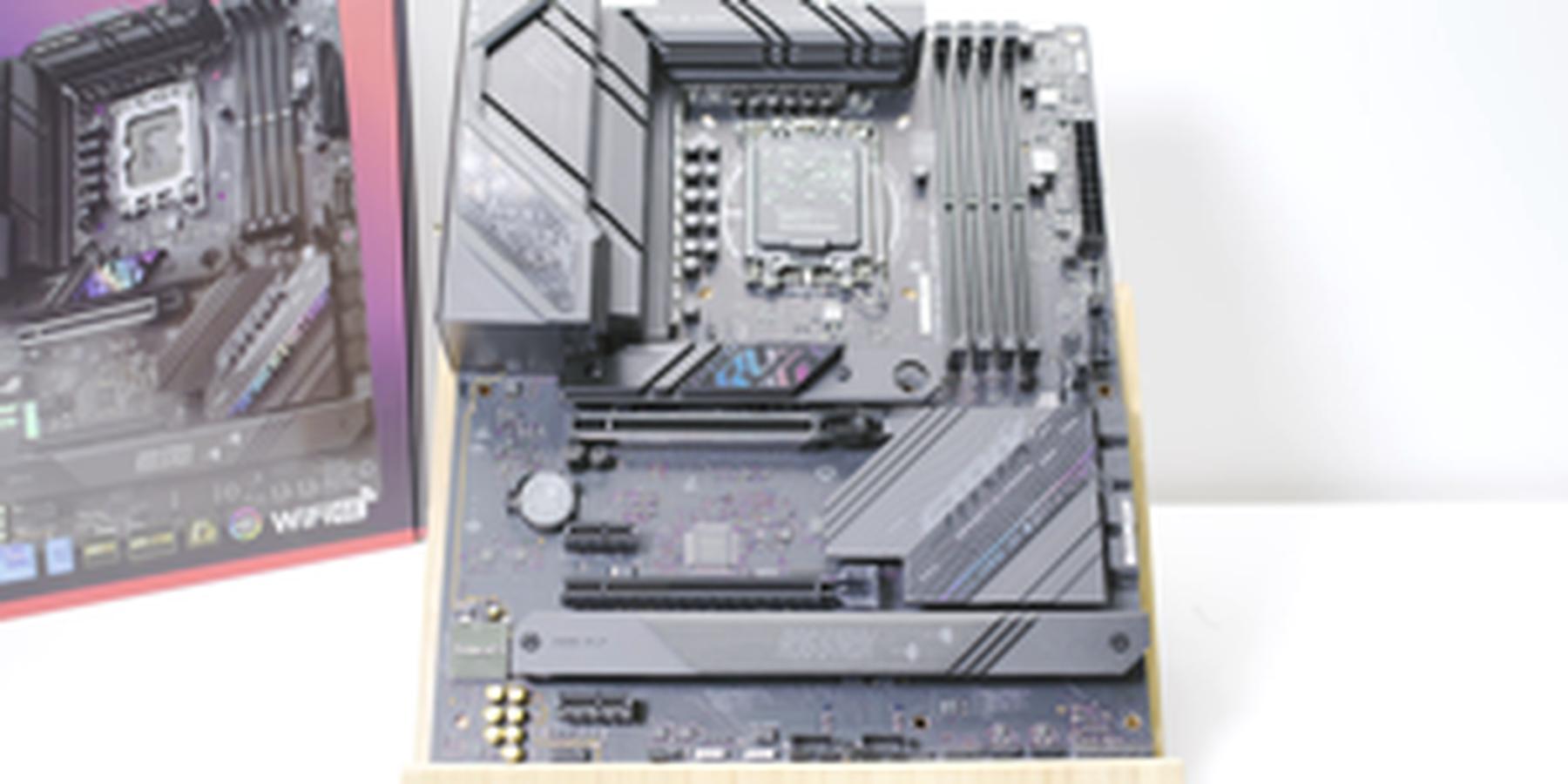 My use of the ASUS ROG Strix B760-F Gaming WiFi Motherboard (2024) (2024) My use of the ASUS ROG Strix B760-F Gaming WiFi Motherboard (2024) (2024)